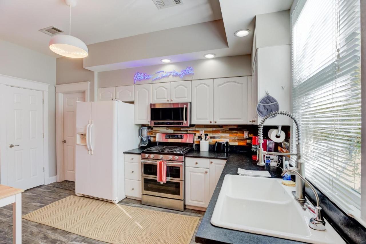 Hip And Spacious Midtown Near Beale Street